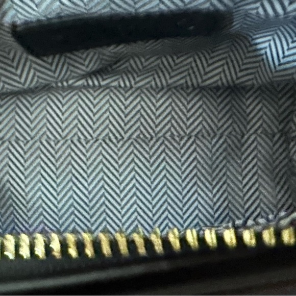 Isabelle Chic Black Vegan Leather Crossbody Bag with Gold Accents - Picture 5 of 7